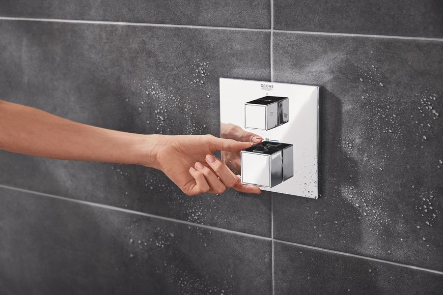 Душевая система наружного монтажа с термостатом Grohe 34879000, Хром 34879000 фото
