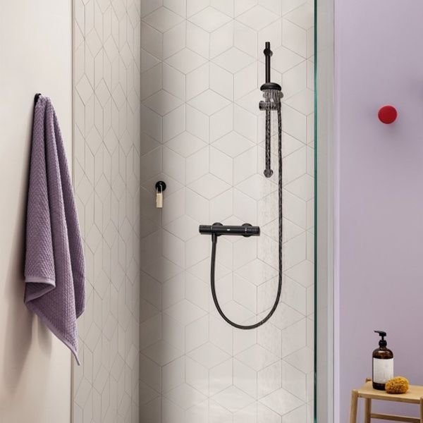 Душевой гарнитур со штангой, 2 режима струи Grohe QuickFix Vitalio Start 100 Black 279482430 279482430 фото